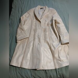Norma CanadaElegant Cream Embroidered Women's Leather Coat